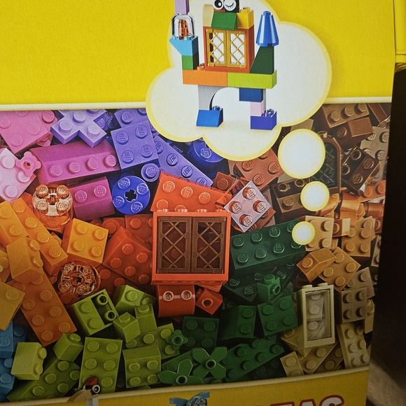 LEGO 10698 Classic Creative Brick Box 790pcs - Picture 4 of 5